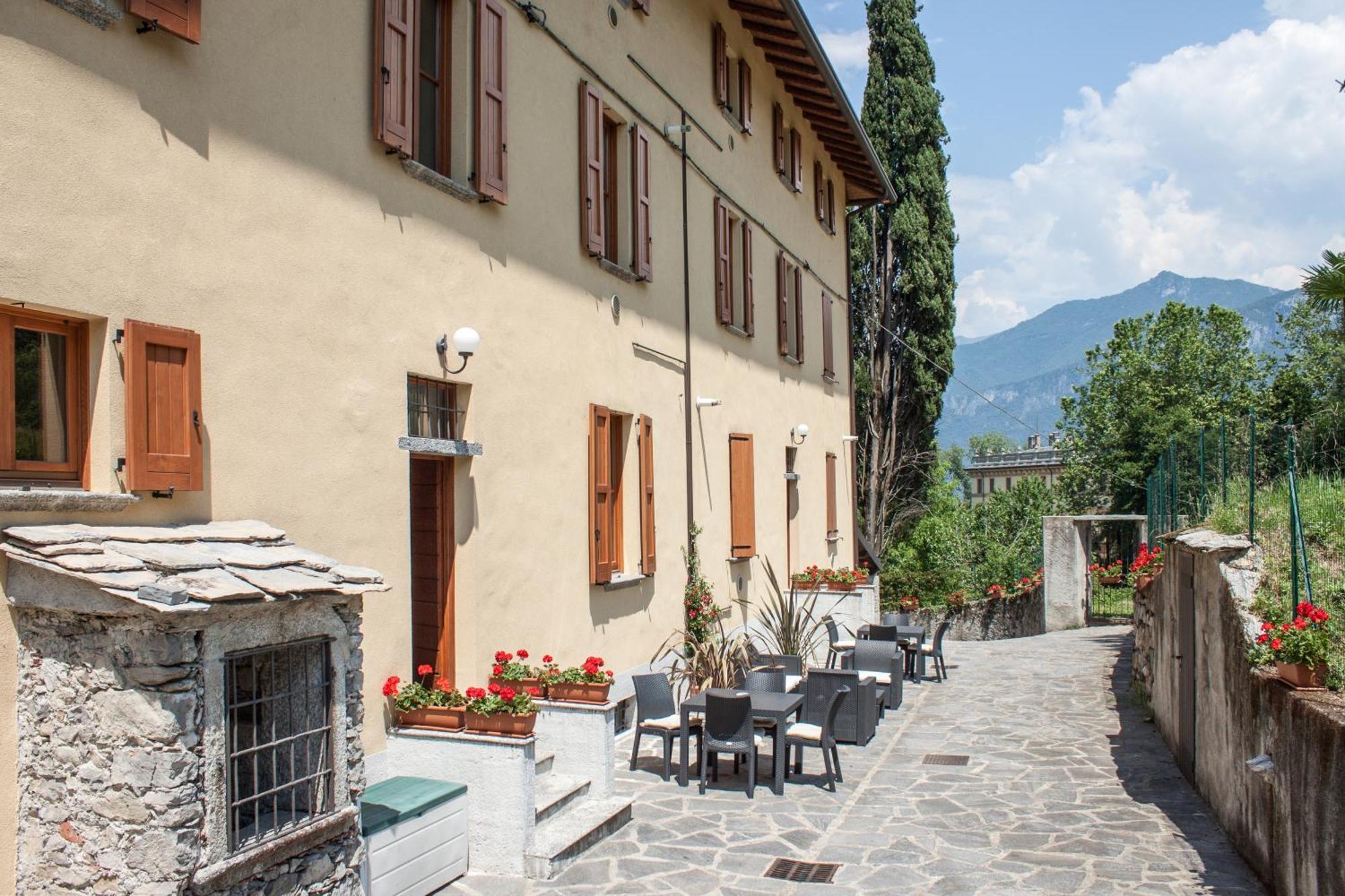 Appartamenti Villa Giulia 贝拉焦 外观 照片